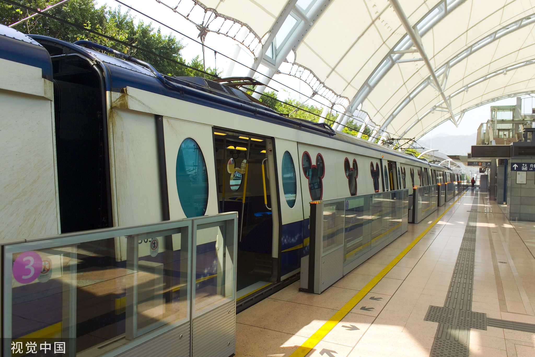 包含萨拉戈萨球员状态低迷，希望尽快复苏的词条