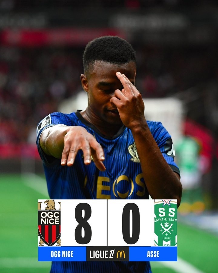 包含里尔客场挑战圣埃蒂安，力争保持不败的词条